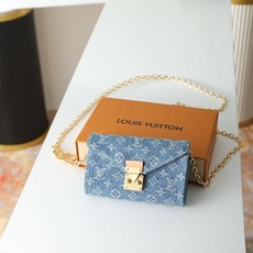 【顶级品质】M4622z 牛仔本款Pouch Metis腰带以现代设计演绎经典之作, 糅合多重功能与百搭 【顶级品质】M4622z 牛仔本款Pouch Metis腰带以现代设计演绎经典之作, 糅合多重功能与百搭