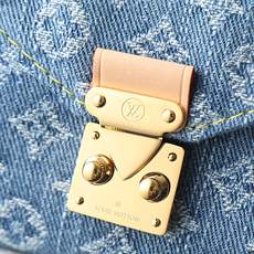 【顶级品质】M4622z 牛仔本款Pouch Metis腰带以现代设计演绎经典之作, 糅合多重功能与百搭 【顶级品质】M4622z 牛仔本款Pouch Metis腰带以现代设计演绎经典之作, 糅合多重功能与百搭