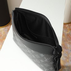 【顶级品质】M82543Pochette Voyage Souple手拿包取材柔软Monogram Ec 【顶级品质】M82543Pochette Voyage Souple手拿包取材柔软Monogram Ec