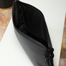 【顶级品质】M26741本款Pochette Voyage Souple手拿包为Monogram Mid 【顶级品质】M26741本款Pochette Voyage Souple手拿包为Monogram Mid