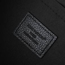 【顶级品质】M26741本款Pochette Voyage Souple手拿包为Monogram Mid 【顶级品质】M26741本款Pochette Voyage Souple手拿包为Monogram Mid