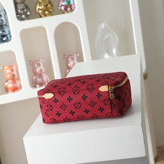 【顶级品质】M25789 酒红本款Packing Cube中号收纳包为Monogram锦纶包身搭配环绕式 【顶级品质】M25789 酒红本款Packing Cube中号收纳包为Monogram锦纶包身搭配环绕式