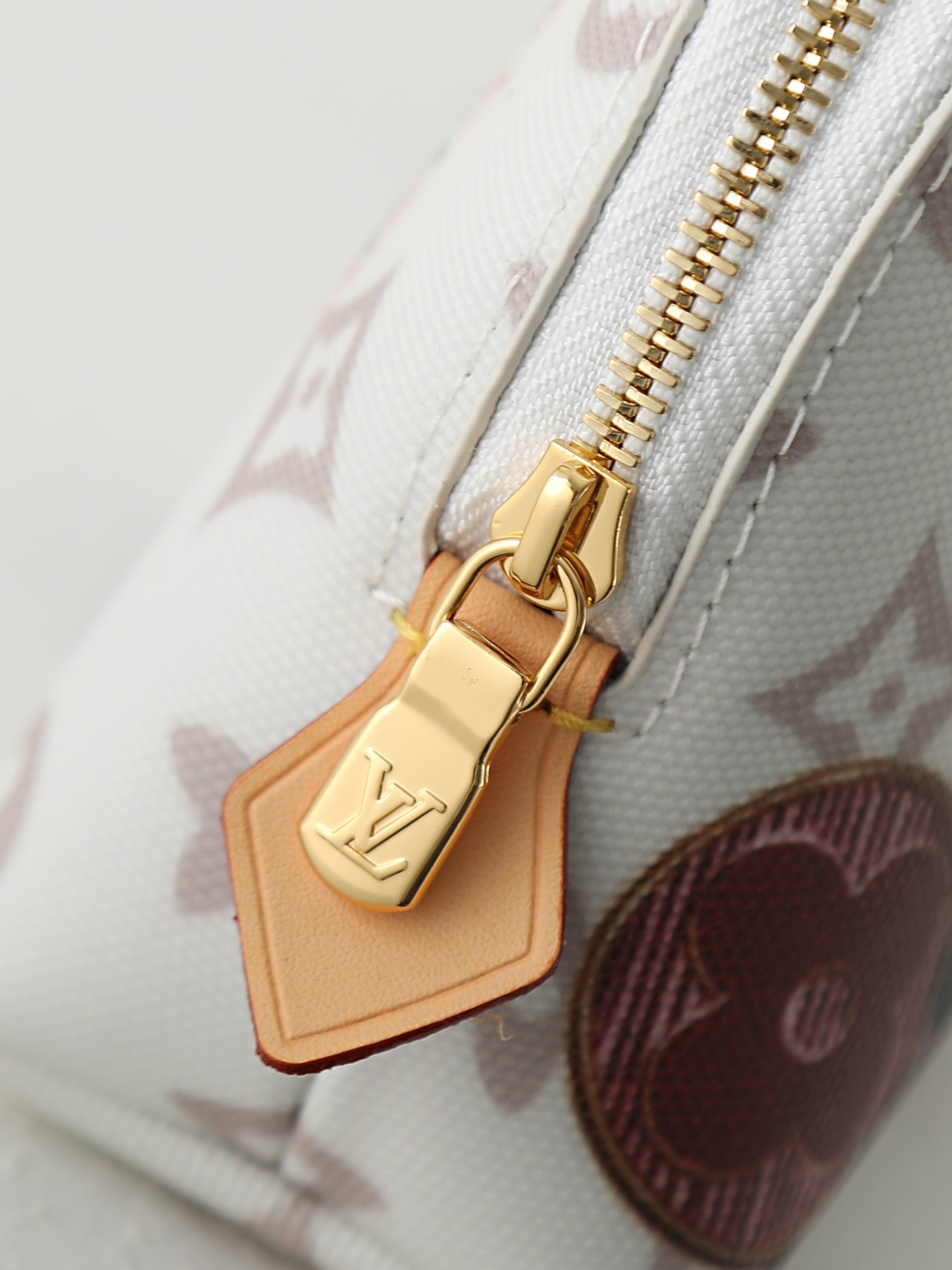 【顶级品质】M28956 印花本款Pochette Cosmetique小号化妆包采用Monogram 