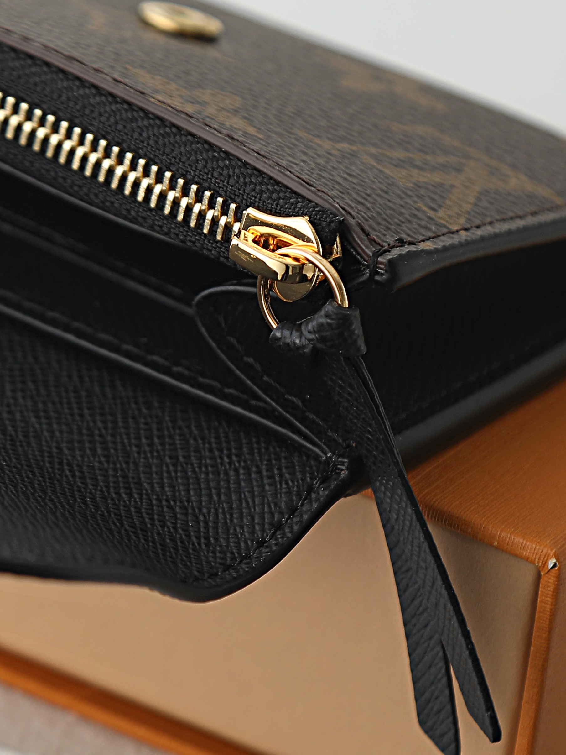 【顶级品质】M82333 拼色本款Rosalie零钱包选用Monogram和Monogram Rever