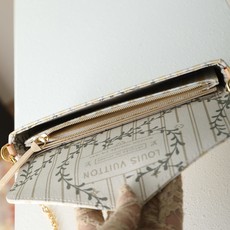 【顶级品质】M29741 LOUIS VUITTON Pochette Felicie品牌字母印花涂层帆 【顶级品质】M29741 LOUIS VUITTON Pochette Felicie品牌字母印花涂层帆