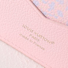 【顶级品质】M28990 薰衣草LOUIS VUITTON烫金字母内饰牛皮护照包款结构-4个卡槽平口袋2 【顶级品质】M28990 薰衣草LOUIS VUITTON烫金字母内饰牛皮护照包款结构-4个卡槽平口袋2