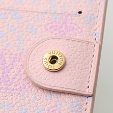 【顶级品质】M29350 香蕉色采用精致的单体花纹的内衬给人以女性化的印象,注重细节的“Porto Fo 【顶级品质】M29350 香蕉色采用精致的单体花纹的内衬给人以女性化的印象,注重细节的“Porto Fo
