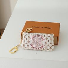 【顶级品质】M29023赞扬档案的行李箱和卓越的工艺,重新诠释LV邮票的签名“Pochet-Cre”。 【顶级品质】M29023赞扬档案的行李箱和卓越的工艺,重新诠释LV邮票的签名“Pochet-Cre”。