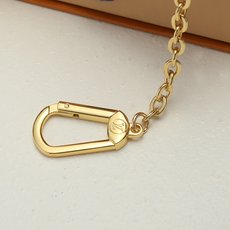 【顶级品质】M29023赞扬档案的行李箱和卓越的工艺,重新诠释LV邮票的签名“Pochet-Cre”。 【顶级品质】M29023赞扬档案的行李箱和卓越的工艺,重新诠释LV邮票的签名“Pochet-Cre”。