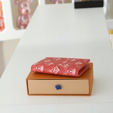 【顶级品质】M28622 橙色鲜艳的单体冰块用与画布同系色的皮革衬里完成的卡盒“Organizer de 【顶级品质】M28622 橙色鲜艳的单体冰块用与画布同系色的皮革衬里完成的卡盒“Organizer de