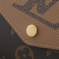 【顶级品质】M80726 拼色 新款拼色信封包 这款信封式钱夹以优雅的 Monogram 帆布制成,内部 【顶级品质】M80726 拼色 新款拼色信封包 这款信封式钱夹以优雅的 Monogram 帆布制成,内部