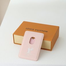 【顶级品质】 M28786 粉色 - 采用品牌标志性Monogram老花,以渐变/喷雾晕染工艺呈现出“褪色/水洗”的艺术 【顶级品质】 M28786 粉色 - 采用品牌标志性Monogram老花,以渐变/喷雾晕染工艺呈现出“褪色/水洗”的艺术