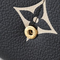 【顶级品质】 M80496 黑色丝印 這款拉鏈錢包以雙色Monogram Empreinte皮革製造,Monogram圖 【顶级品质】 M80496 黑色丝印 這款拉鏈錢包以雙色Monogram Empreinte皮革製造,Monogram圖