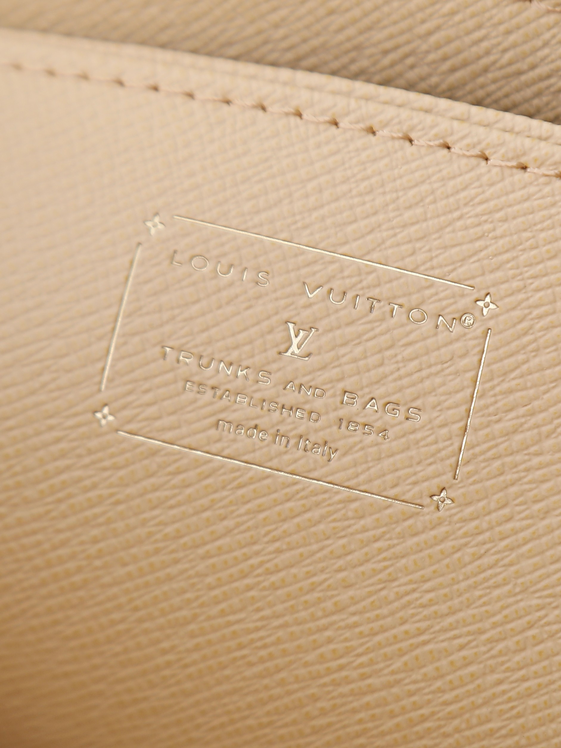【顶级品质】 M29575 灰色 提米灰色!LOUIS VUITTON Zippy 经典老花满印 提花面料 钱包 此款风 【顶级品质】 M29575 灰色 提米灰色!LOUIS VUITTON Zippy 经典老花满印 提花面料 钱包 此款风