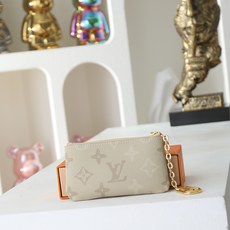 【顶级品质】 M29258 钥匙包 本款 Pochette Clés 钥匙包取材 Monogram Surplus 涂层 【顶级品质】 M29258 钥匙包 本款 Pochette Clés 钥匙包取材 Monogram Surplus 涂层