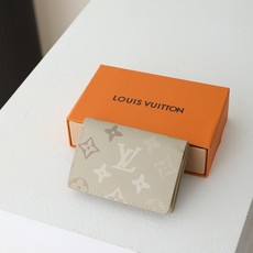 【顶级品质】 M27053 卡包 這款Enveloppe Carte de Visite採用Monogram Surpl 【顶级品质】 M27053 卡包 這款Enveloppe Carte de Visite採用Monogram Surpl
