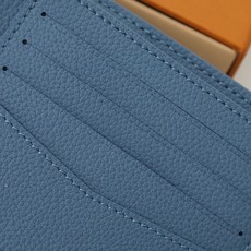 【顶级品质】 M28591 短夹 完美地表现了法雷尔·威廉姆斯不断追求的工匠精神的达莫弗拉格画布的“波特福伊尔·斯伦达” 【顶级品质】 M28591 短夹 完美地表现了法雷尔·威廉姆斯不断追求的工匠精神的达莫弗拉格画布的“波特福伊尔·斯伦达”
