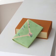 【顶级品质】 M2a347 护照夹 本款护照套取材 Colored Monogram 帆布,将写实风格的运动员图案和剪影 【顶级品质】 M2a347 护照夹 本款护照套取材 Colored Monogram 帆布,将写实风格的运动员图案和剪影