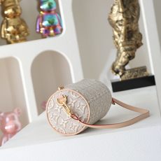 【顶级品质】 M29881 灰色 【POCHETTE PAPILLON 手袋】M29881 粉色/提花 本款 Poche 【顶级品质】 M29881 灰色 【POCHETTE PAPILLON 手袋】M29881 粉色/提花 本款 Poche