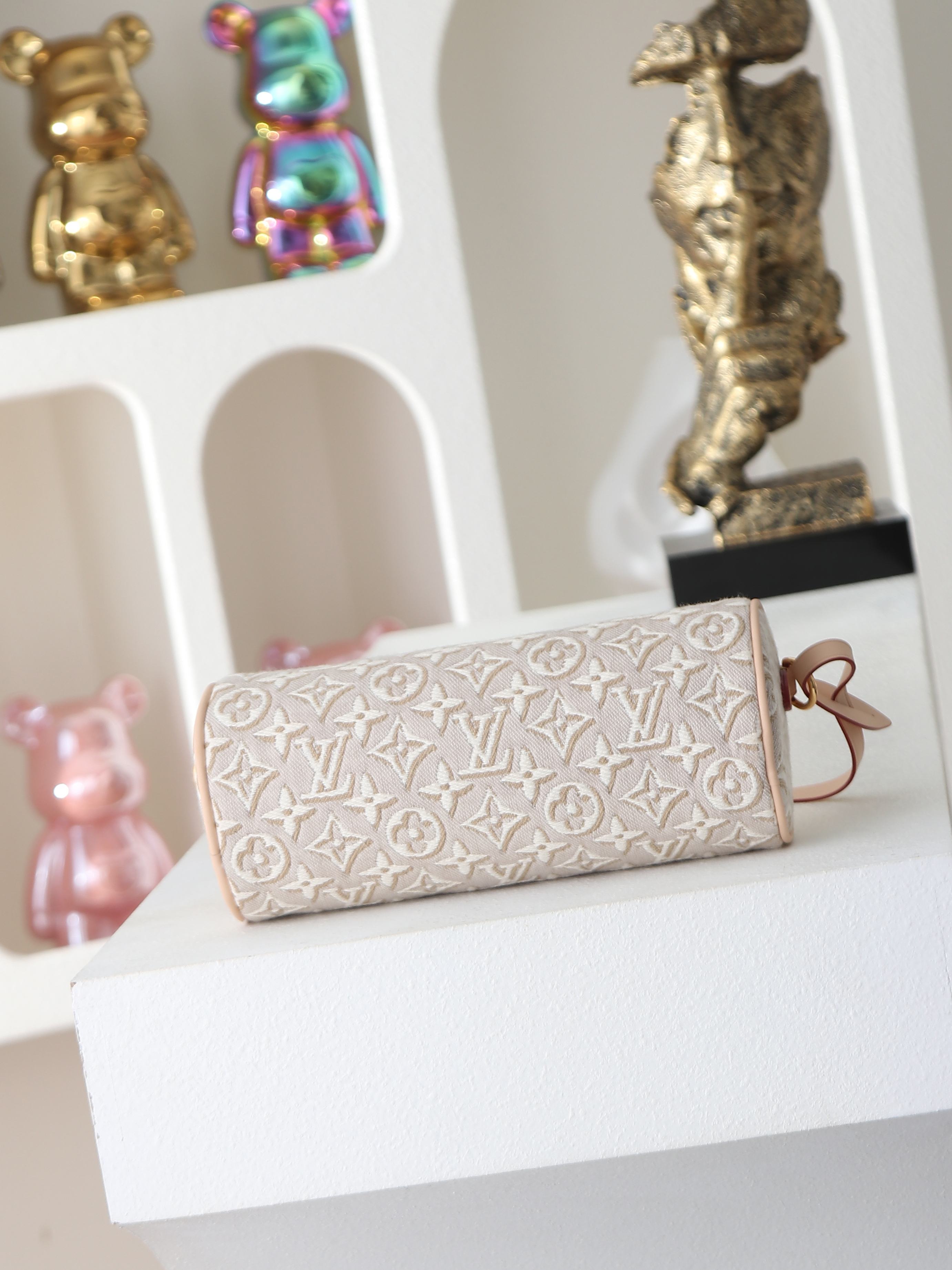 【顶级品质】 M29881 灰色 【POCHETTE PAPILLON 手袋】M29881 粉色/提花 本款 Poche 【顶级品质】 M29881 灰色 【POCHETTE PAPILLON 手袋】M29881 粉色/提花 本款 Poche