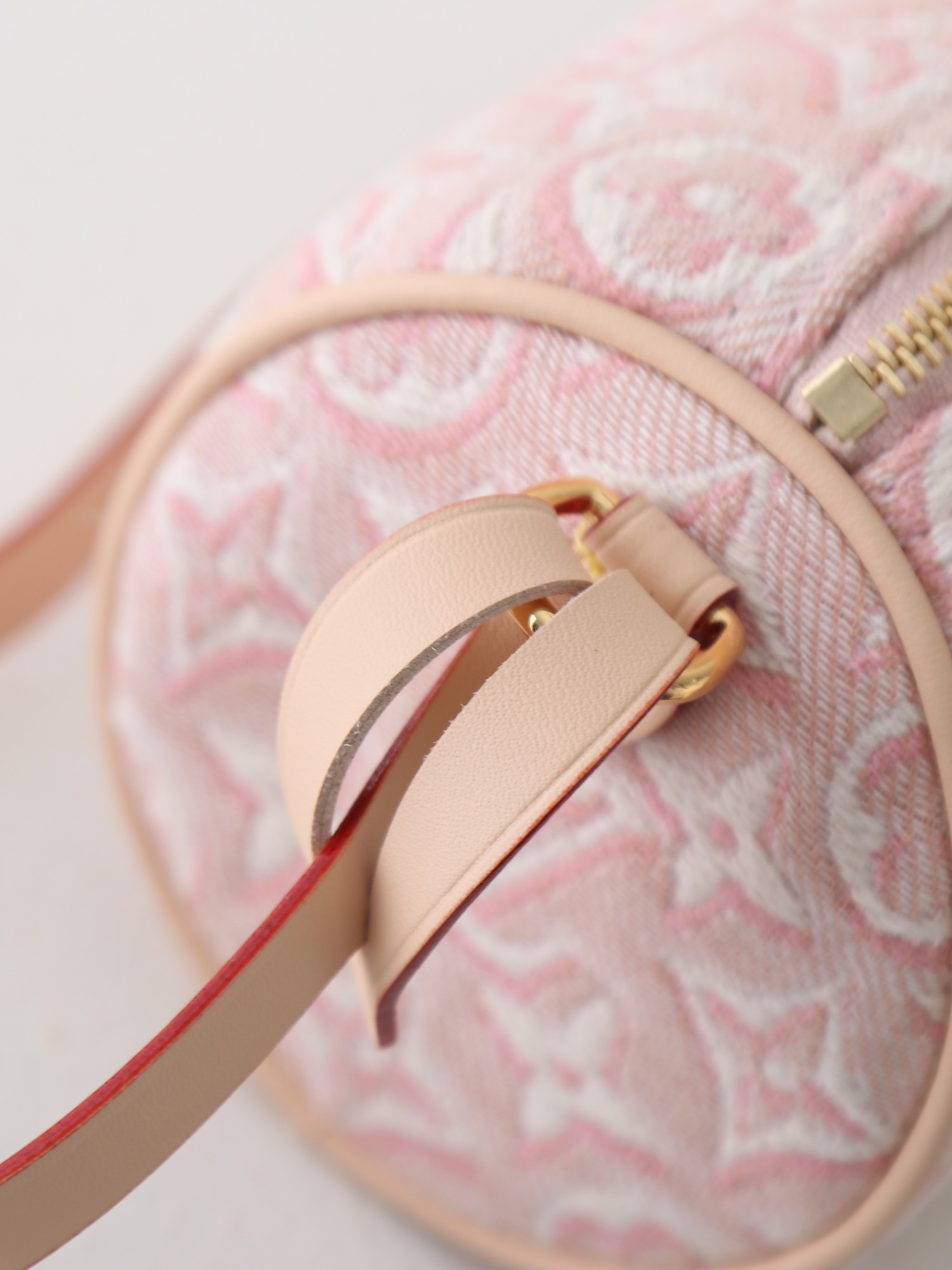 【顶级品质】 M29881 粉色 【POCHETTE PAPILLON 手袋】M29881 灰色/提花 本款 Poche 【顶级品质】 M29881 粉色 【POCHETTE PAPILLON 手袋】M29881 灰色/提花 本款 Poche