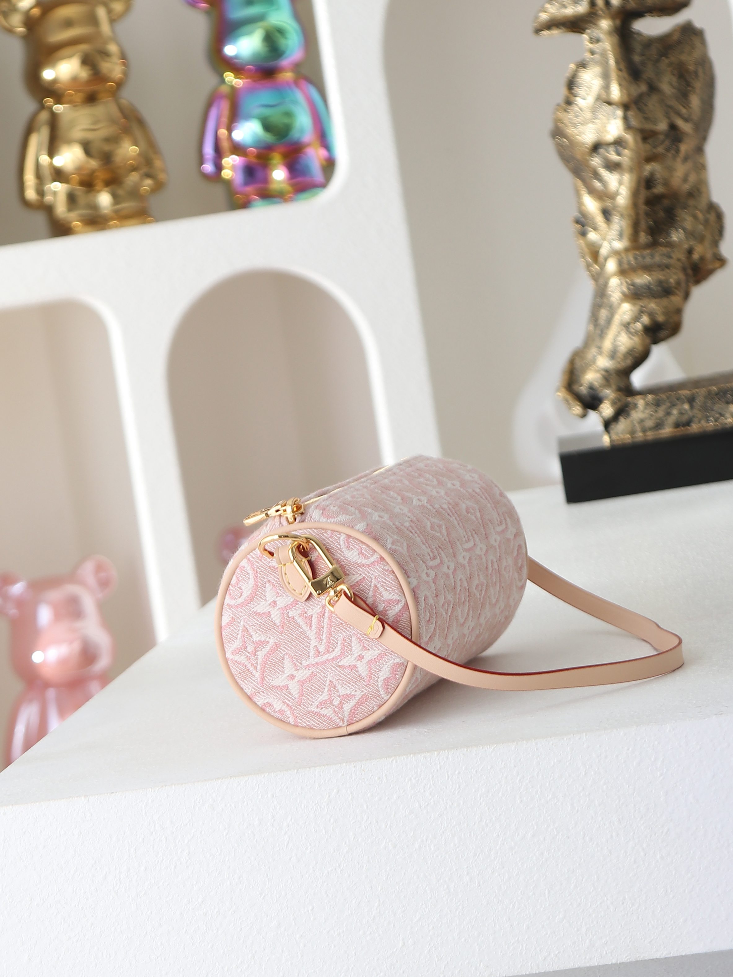 【顶级品质】 M29881 粉色 【POCHETTE PAPILLON 手袋】M29881 灰色/提花 本款 Poche 【顶级品质】 M29881 粉色 【POCHETTE PAPILLON 手袋】M29881 灰色/提花 本款 Poche