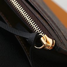【顶级品质】 M82157 拼色 本款Emilie 钱夹释放 Monogram 帆布和 Monogram Reverse 【顶级品质】 M82157 拼色 本款Emilie 钱夹释放 Monogram 帆布和 Monogram Reverse