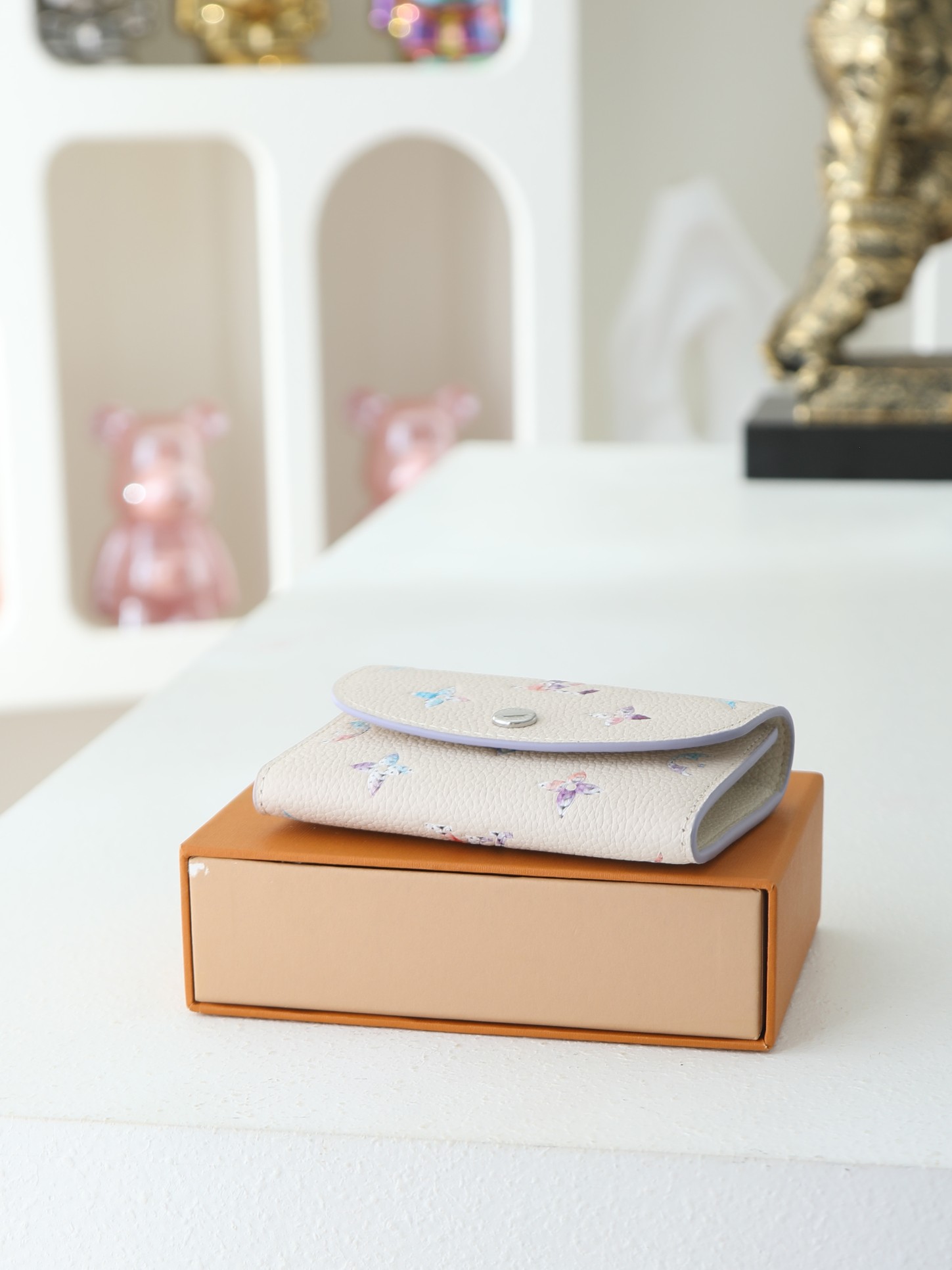 【顶级品质】 M29772 石英色 ROSALIE 零钱包!本款 Rosalie 零钱包出自 Monogram Empr 【顶级品质】 M29772 石英色 ROSALIE 零钱包!本款 Rosalie 零钱包出自 Monogram Empr