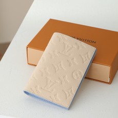 【顶级品质】 M2a004 杏色 彩用头层牛皮制作 High Summer系列、 護照套!這款經典護照套於Rainbow 【顶级品质】 M2a004 杏色 彩用头层牛皮制作 High Summer系列、 護照套!這款經典護照套於Rainbow