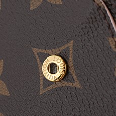 【顶级品质】 M62034 三件套 此款Pochette Kirigami 3合1手袋由3个独立小包组成,可如俄罗斯套 【顶级品质】 M62034 三件套 此款Pochette Kirigami 3合1手袋由3个独立小包组成,可如俄罗斯套