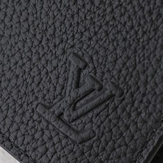 【顶级品质】 M25942 荔枝纹 BRAZZA 钱夹 Brazza 钱夹选用柔软且耐磨的双色压纹 Taïga 皮革传递 【顶级品质】 M25942 荔枝纹 BRAZZA 钱夹 Brazza 钱夹选用柔软且耐磨的双色压纹 Taïga 皮革传递