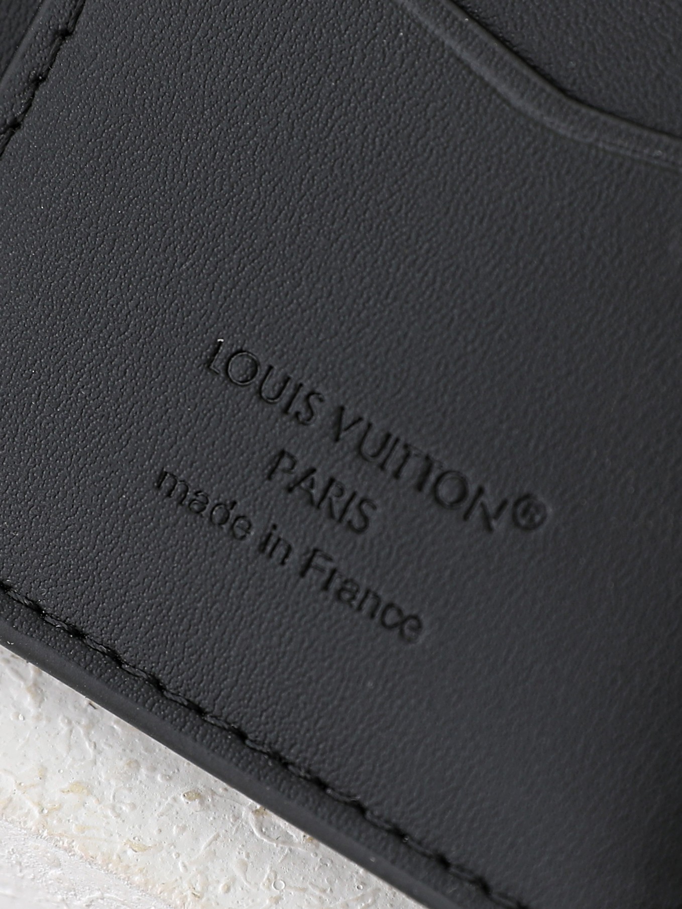 【顶级品质】 M25951 荔枝纹 “Organizer de Posh”。这是作为“LV AeroGram”系列的一部