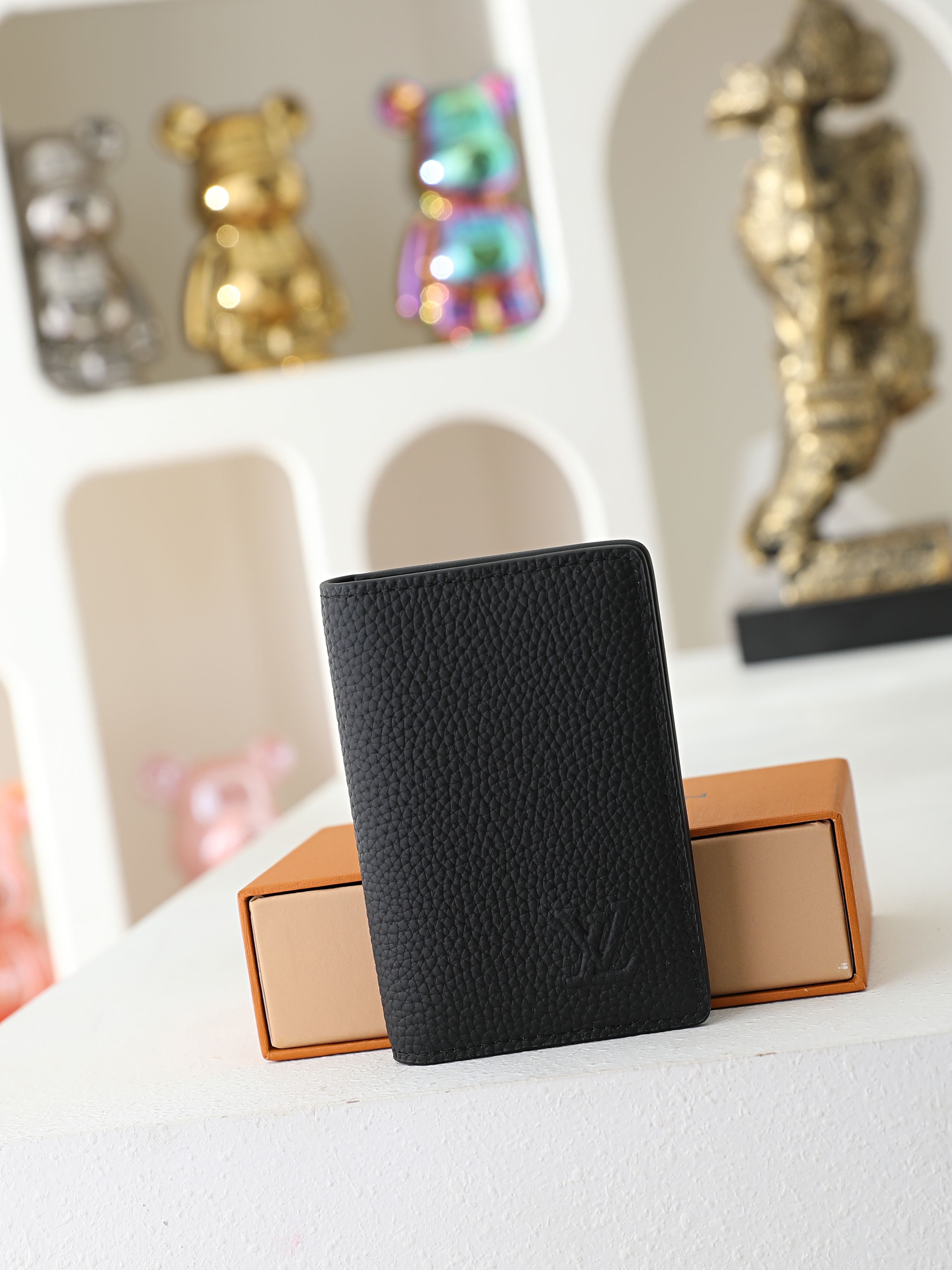 【顶级品质】 M25951 荔枝纹 “Organizer de Posh”。这是作为“LV AeroGram”系列的一部