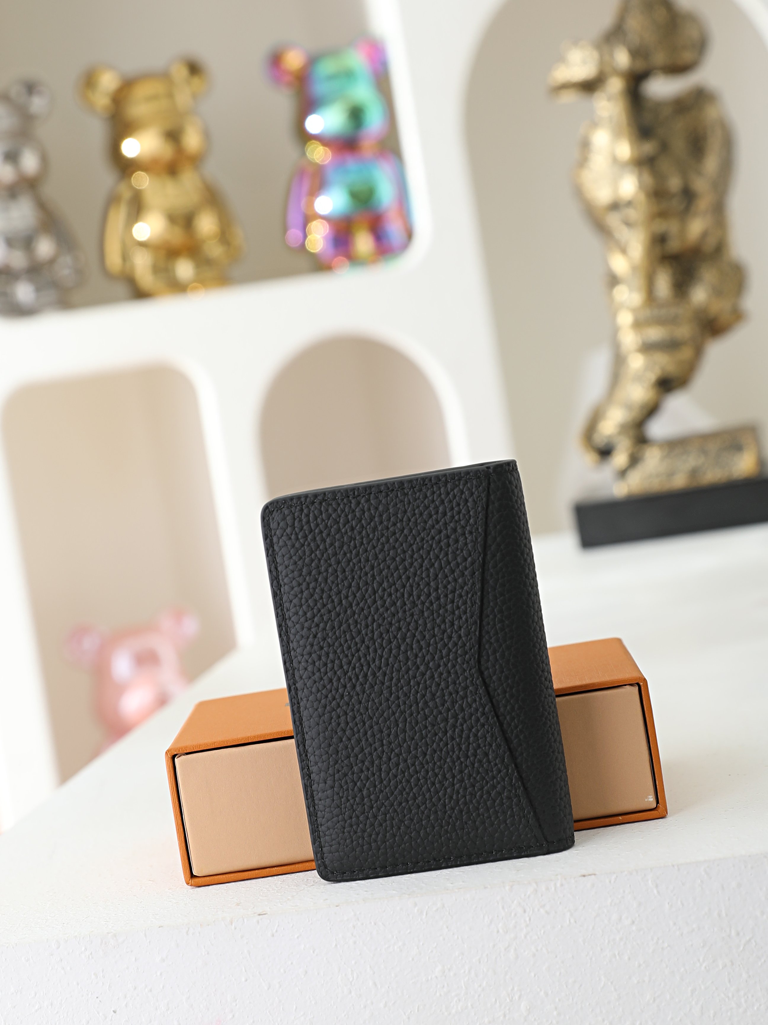 【顶级品质】 M25951 荔枝纹 “Organizer de Posh”。这是作为“LV AeroGram”系列的一部