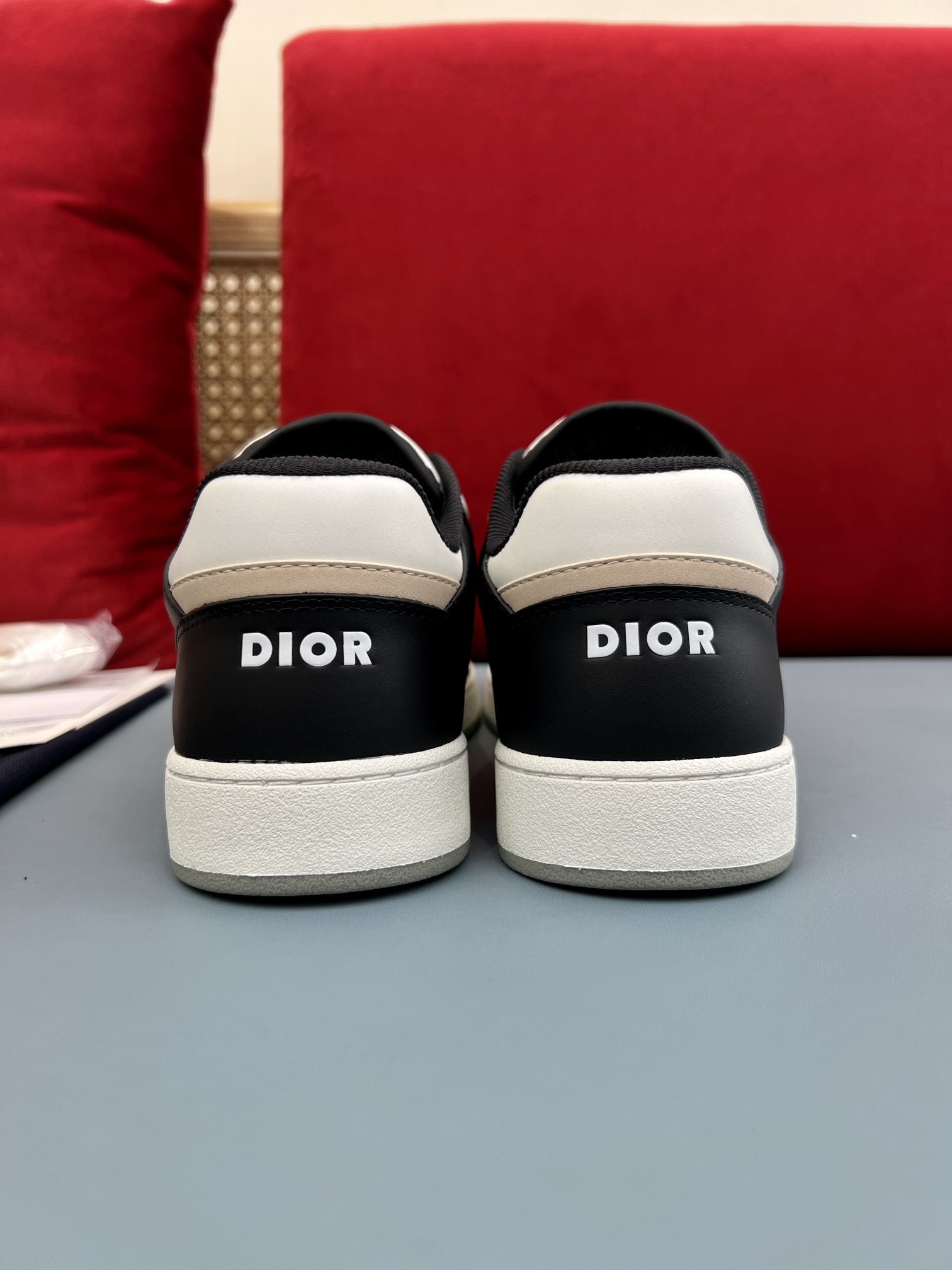 情侣款 黑白👫出厂价、Dior 迪奥B27最新款板鞋运动鞋 2