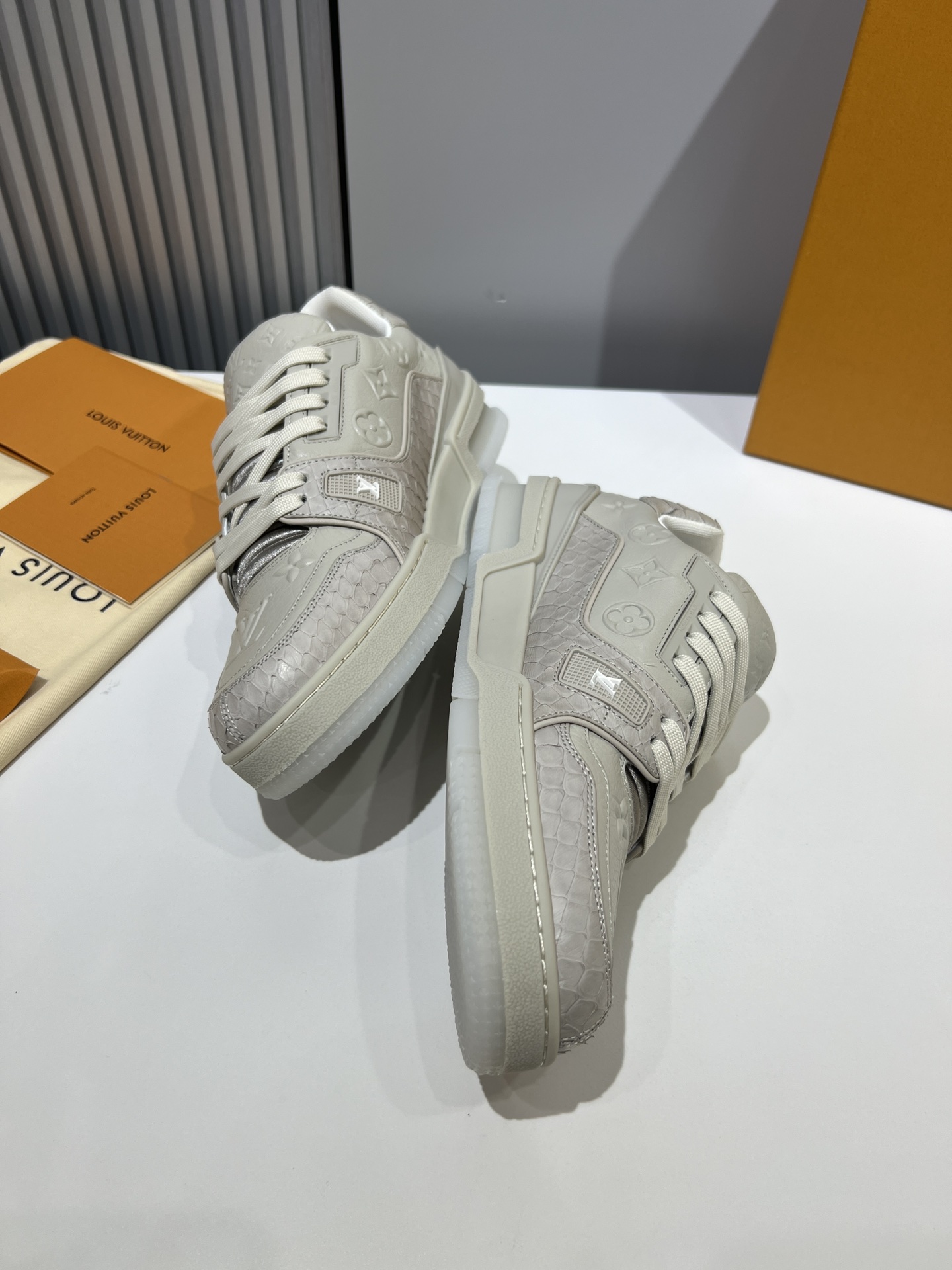 路易威登 Louis Vuitton 高定典藏经典高奢皮鞋男鞋女鞋鞋履高跟鞋 #020C6107 6