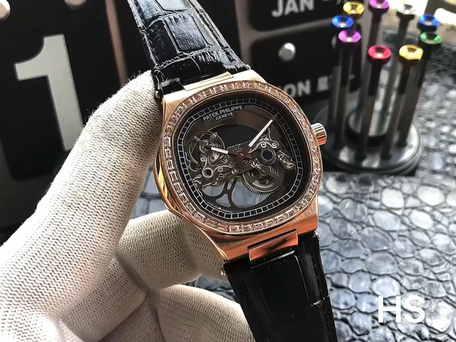 Patek Philippe Nautilus Men's Watch - Exquisite Mechanical Timepiece 1 Patek Philippe Nautilus Men's Watch - Exquisite Mechanical Timepiece