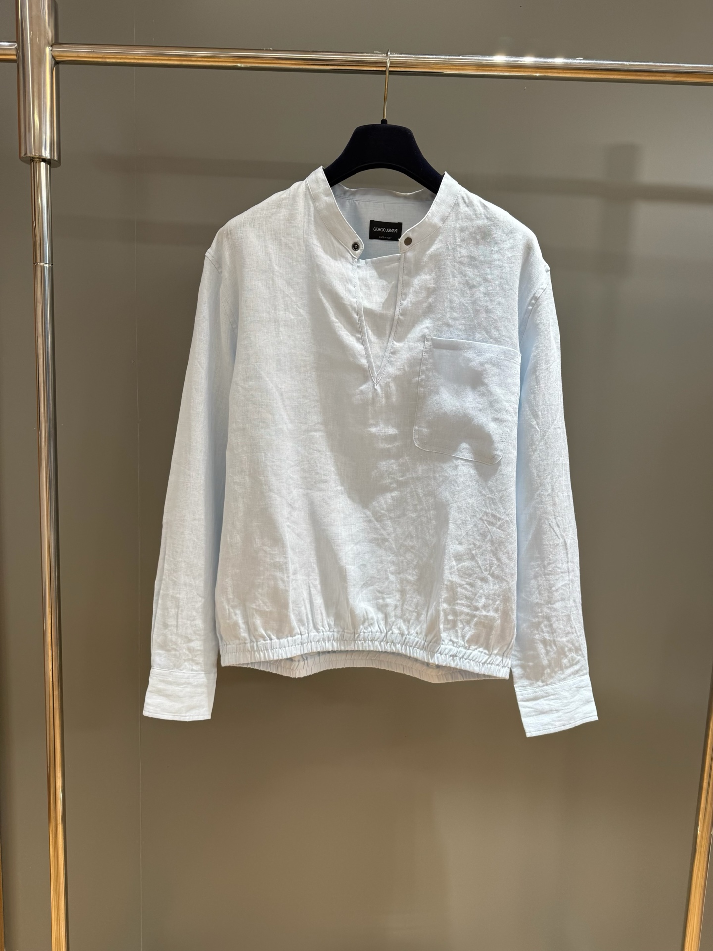 NO:941340,ARMANI main line new solid color pullover of the season, linen, light blue, super beautiful, available in stock in seconds!  ,women's clothing,armani,19860909ARMANI主线 当季新款纯色套头衫,亚麻,淡淡的蓝超好看 ,现货秒发！,女装,armani,,Women's clothing
