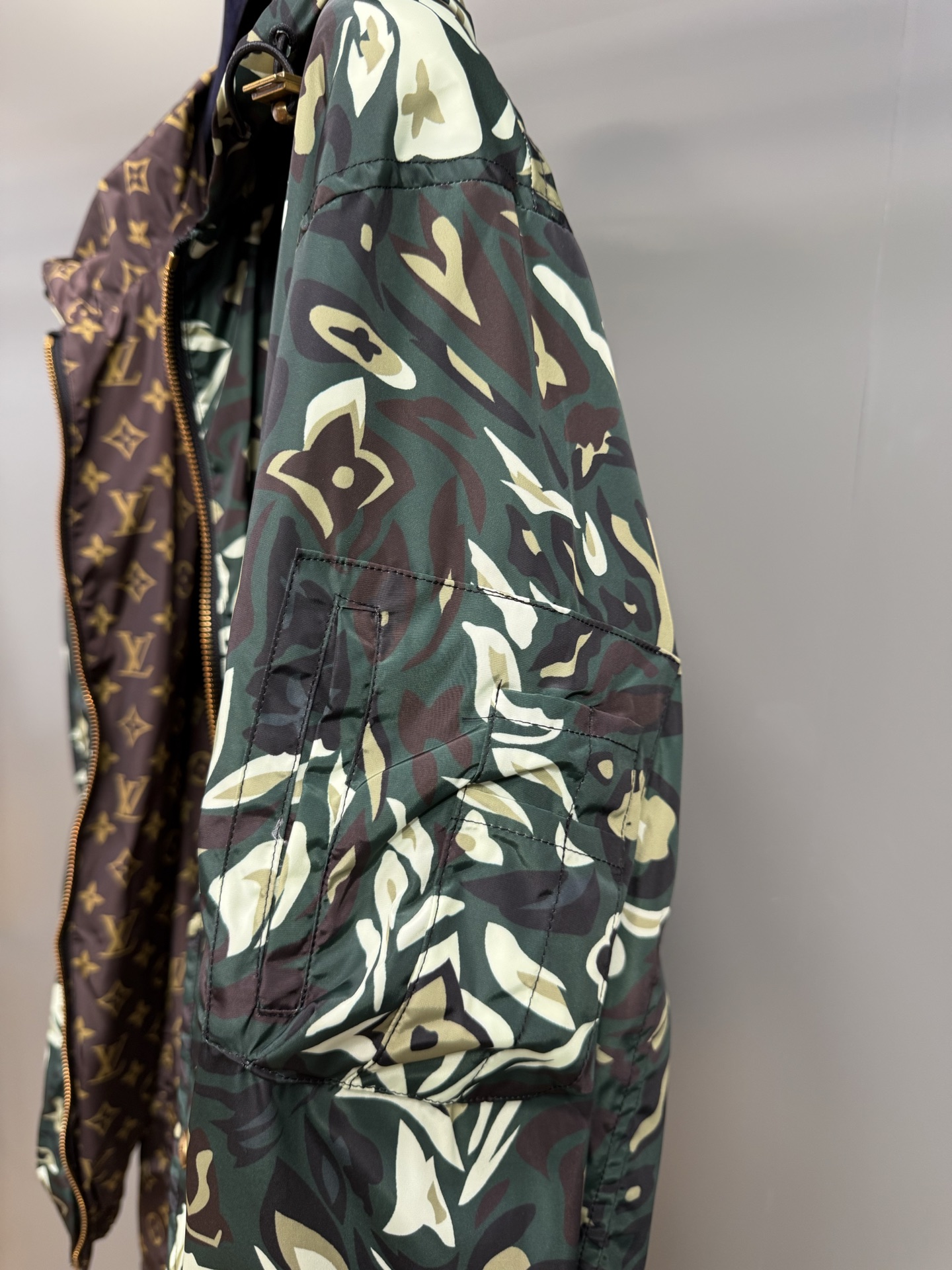 Louis Vuitton Reversible Monogram Camo Windbreaker Jacket - Limited Edition 21 i1755566117413 5053 0 5