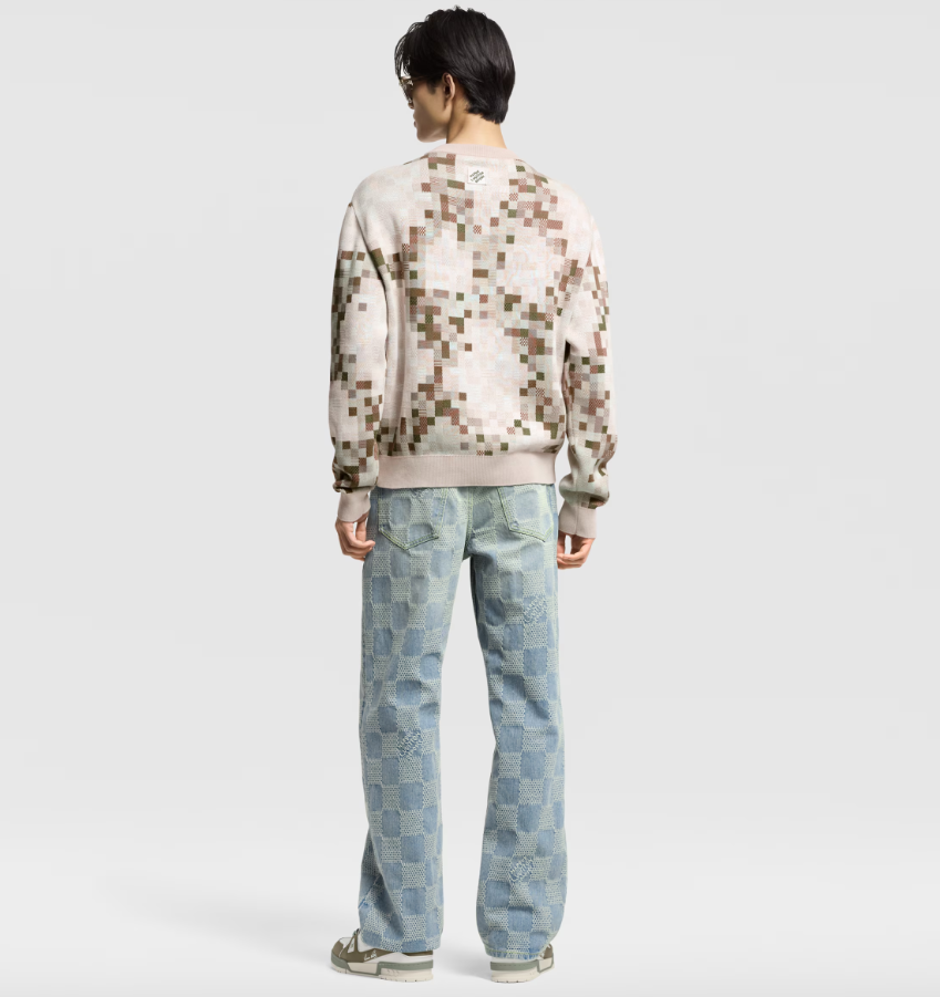 Louis Vuitton Snakoflage Jacquard Cotton Crewneck Sweater in Beige 14 i1755596047801 947 0 4