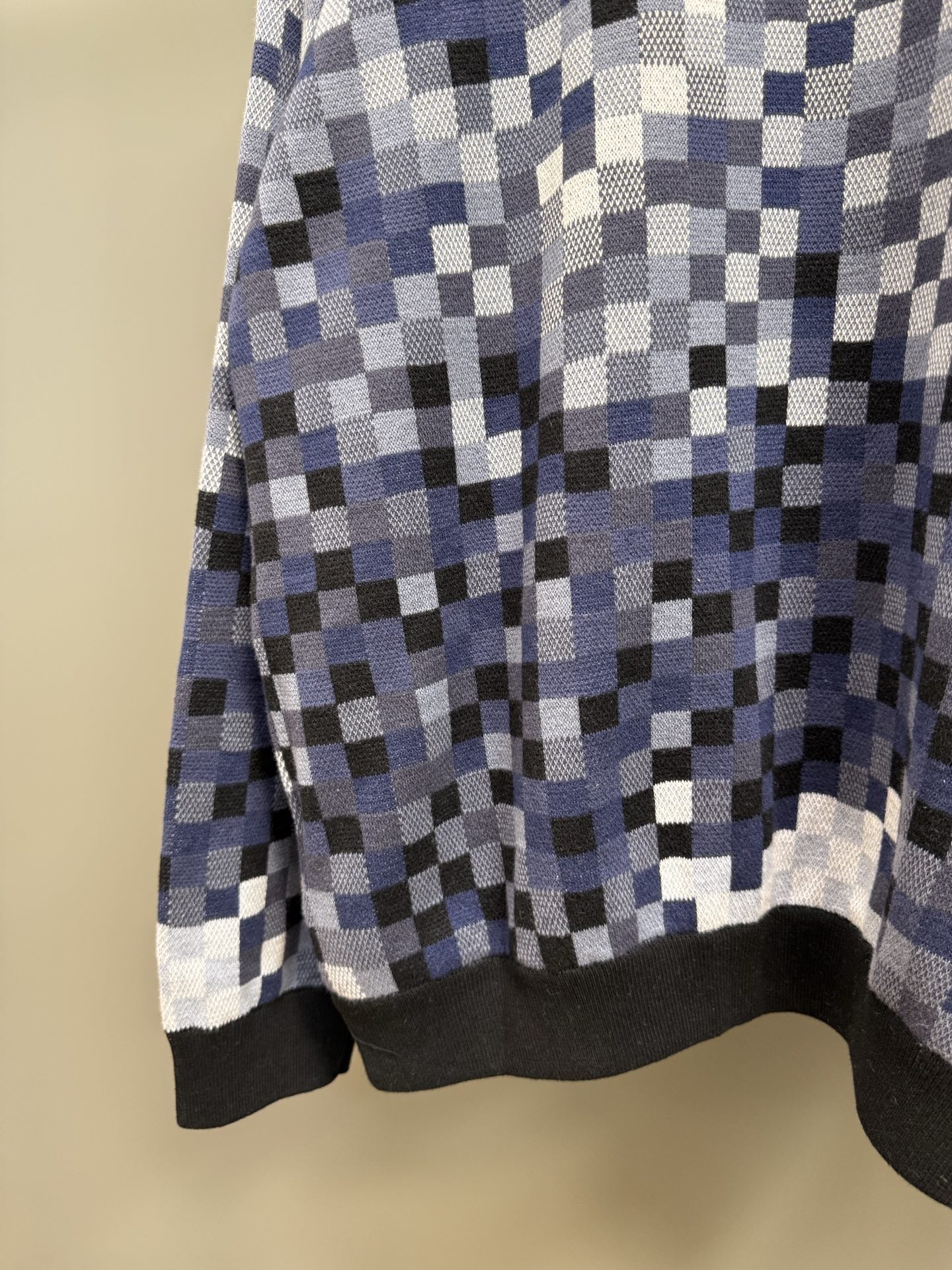 Louis Vuitton Damier Jacquard Cotton Sweater, Long Sleeve Pullover 4 i1755606413186 7356 0 2
