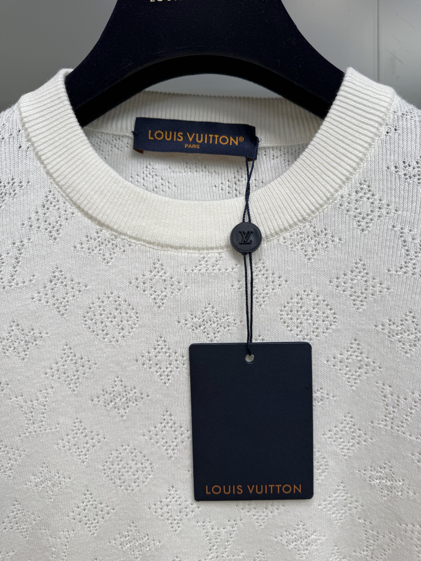 Louis Vuitton White Cotton Knit Sweater Lightweight Design, Standard Fit 7 i1755704383507 6733 0 6