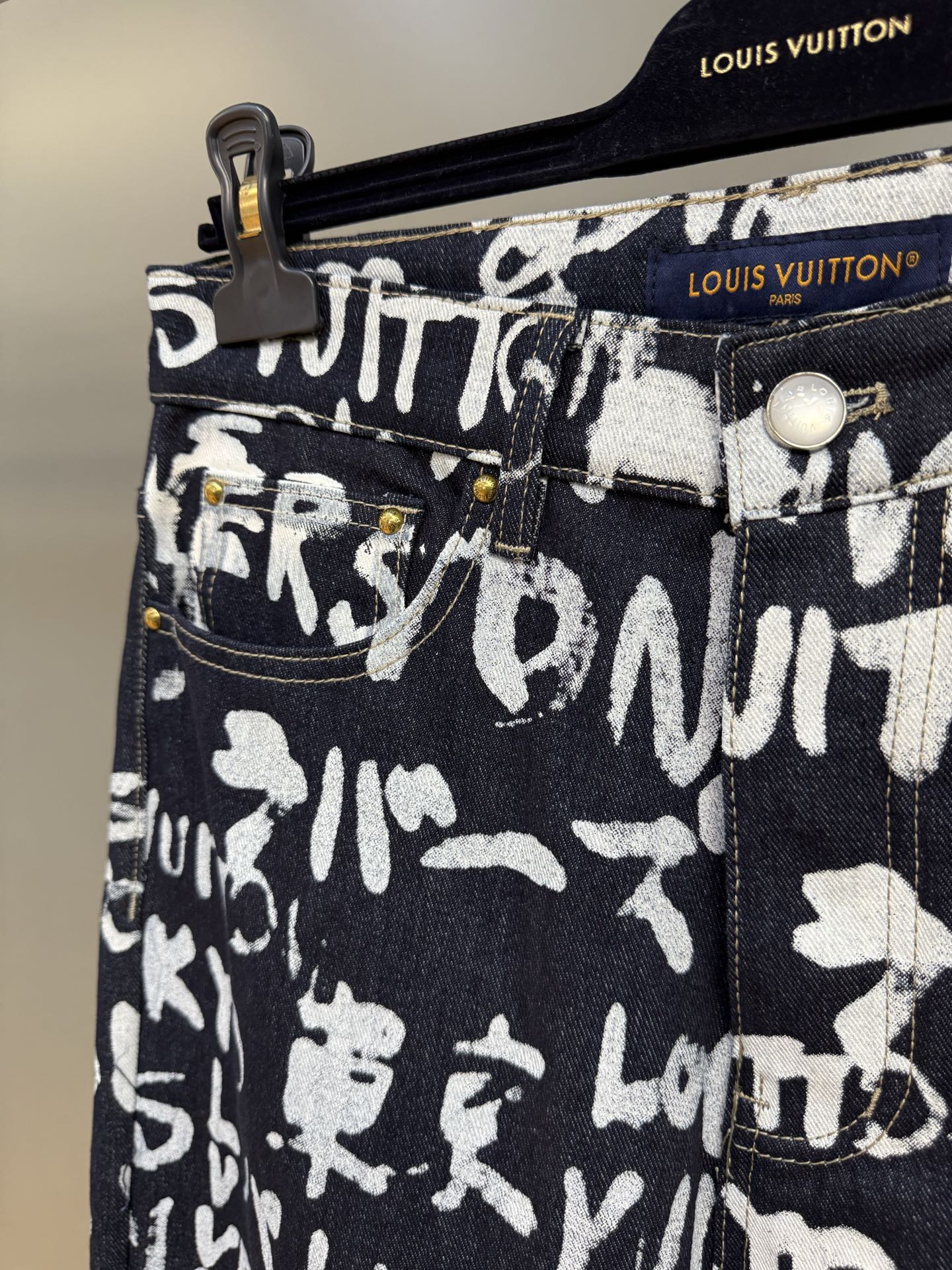 Louis Vuitton Scribble Print Denim Jeans - Pharrell Williams Collaboration 5 i1756812537454 9920 0 3