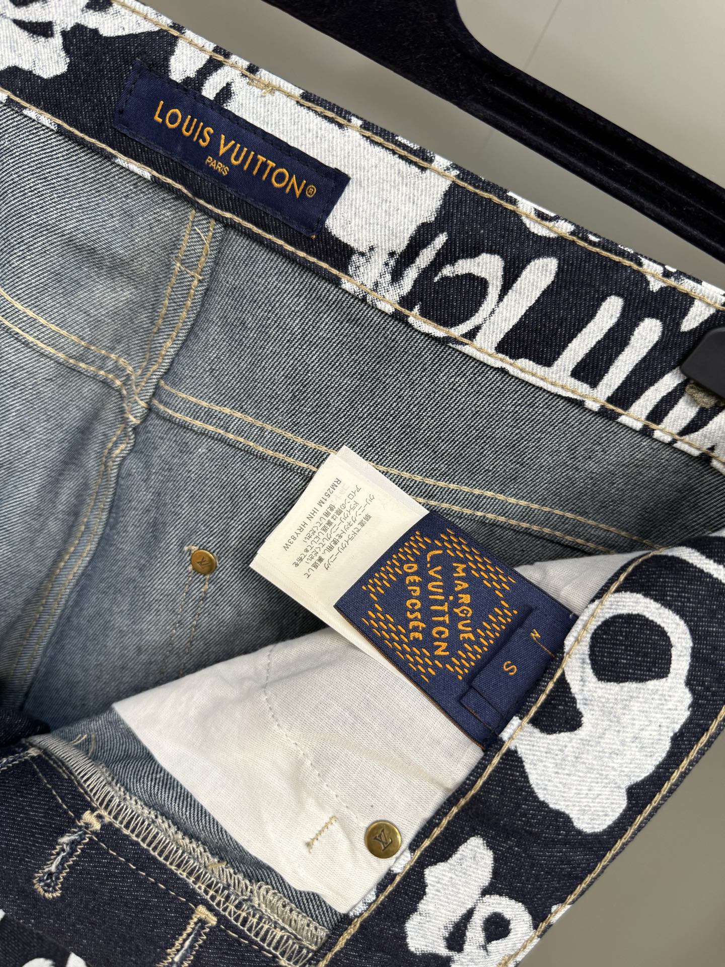 Louis Vuitton Scribble Print Denim Jeans - Pharrell Williams Collaboration 10 i1756812539711 3263 0 8