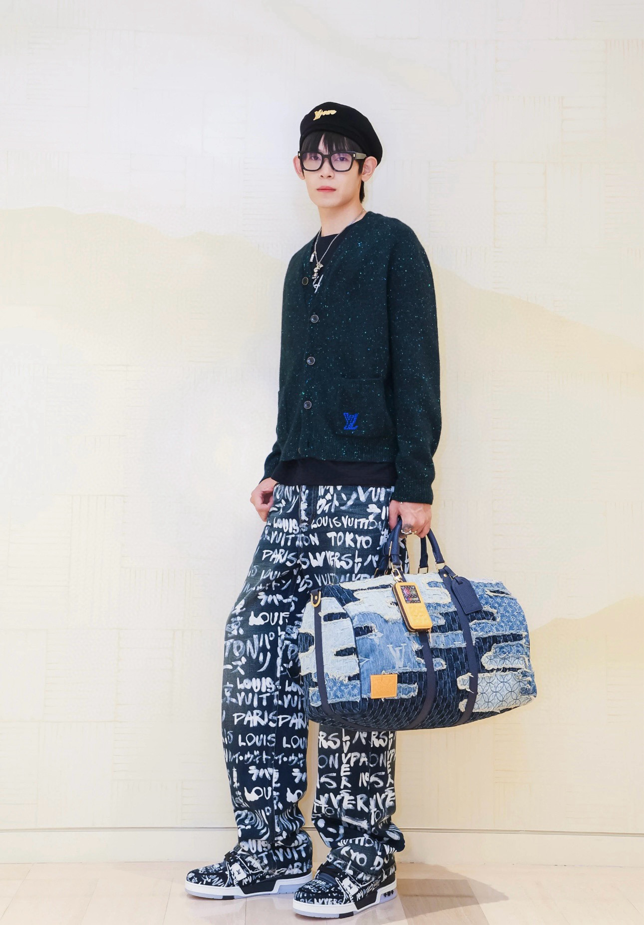 Louis Vuitton Scribble Print Denim Jeans Collaboration 2025 7 i1756986473390 318 0 5