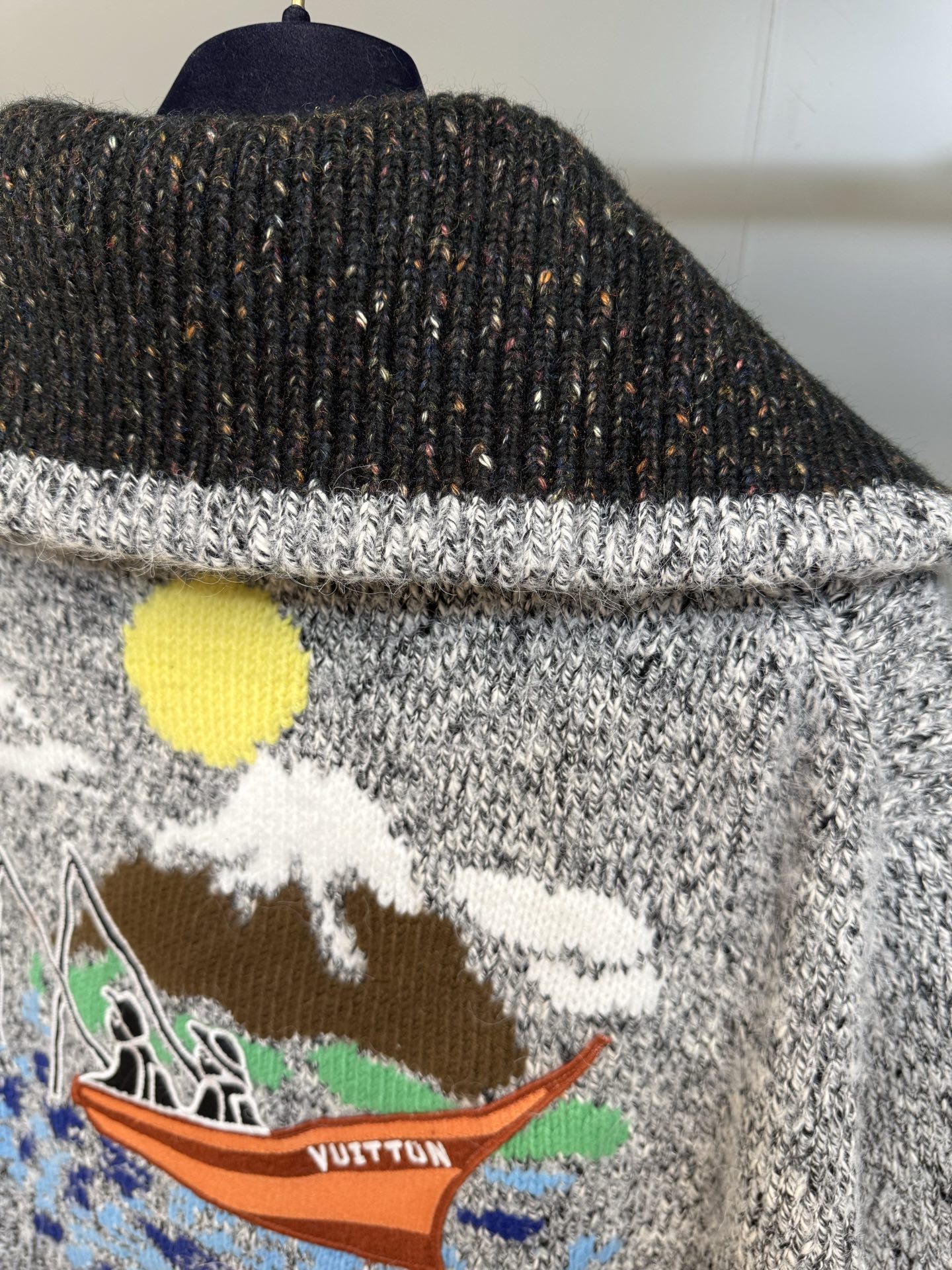 Louis Vuitton Wool Knit Jacket - Grey with Front Zip and Embellished Detail 6 i1757347461397 6785 0 5