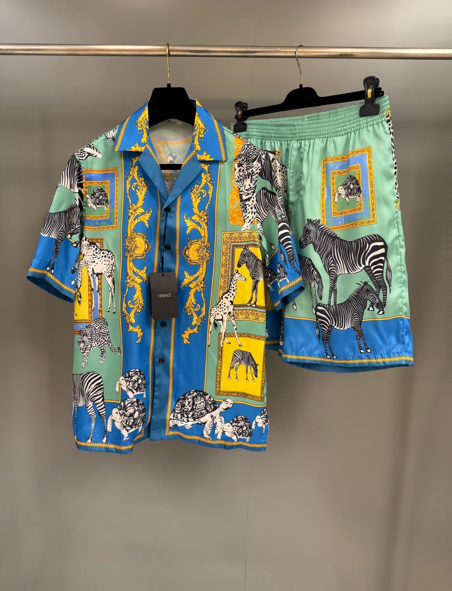 Versace Men's Printed Silk Shirt & Shorts Set - Stylish Summer Outfit 1 i1759593347518 1779 0 10