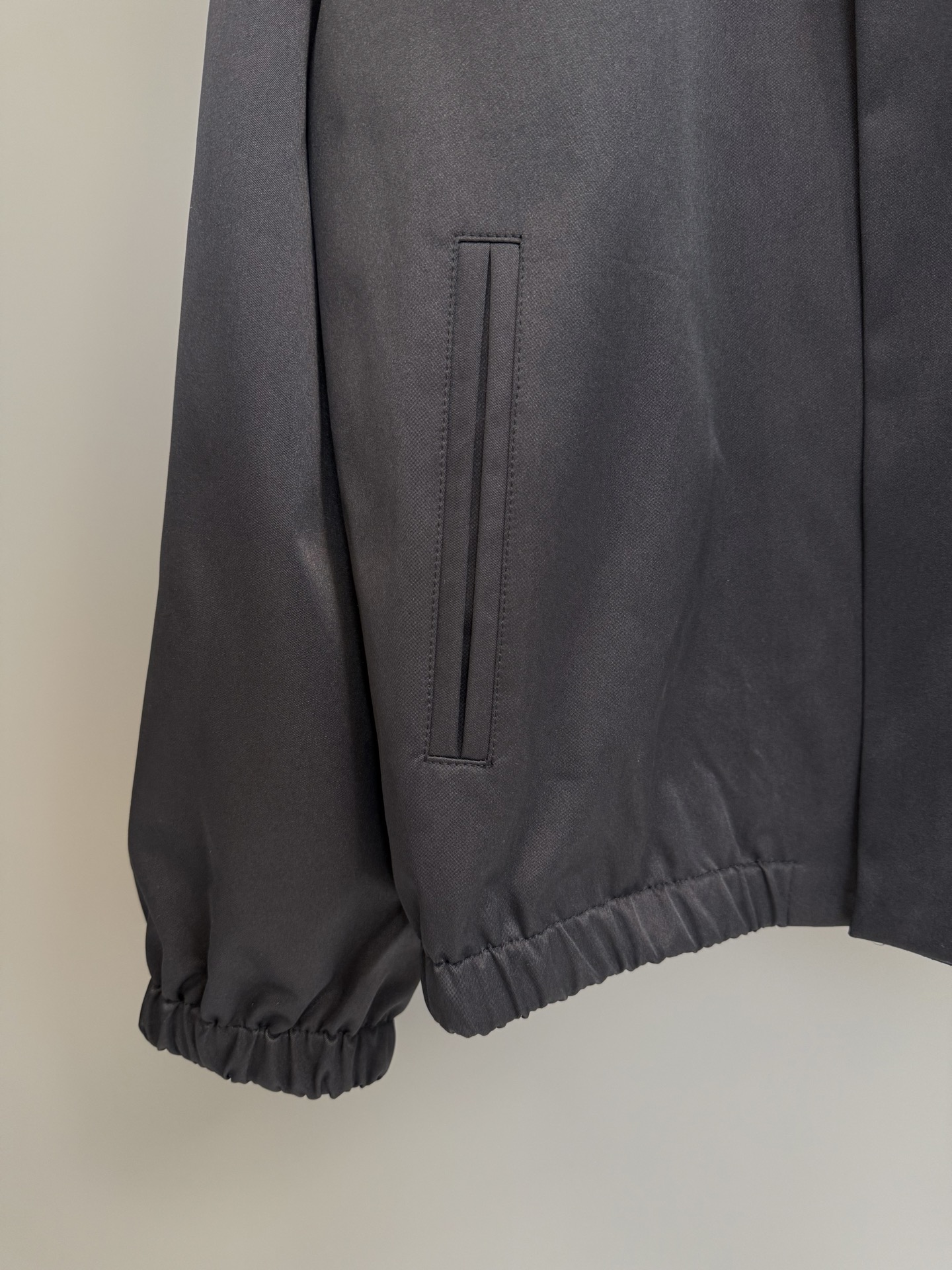 Louis Vuitton Men's Early Autumn Jacket with Suede Collar & Cotton Blend 8 i1760017163576 2108 0 8