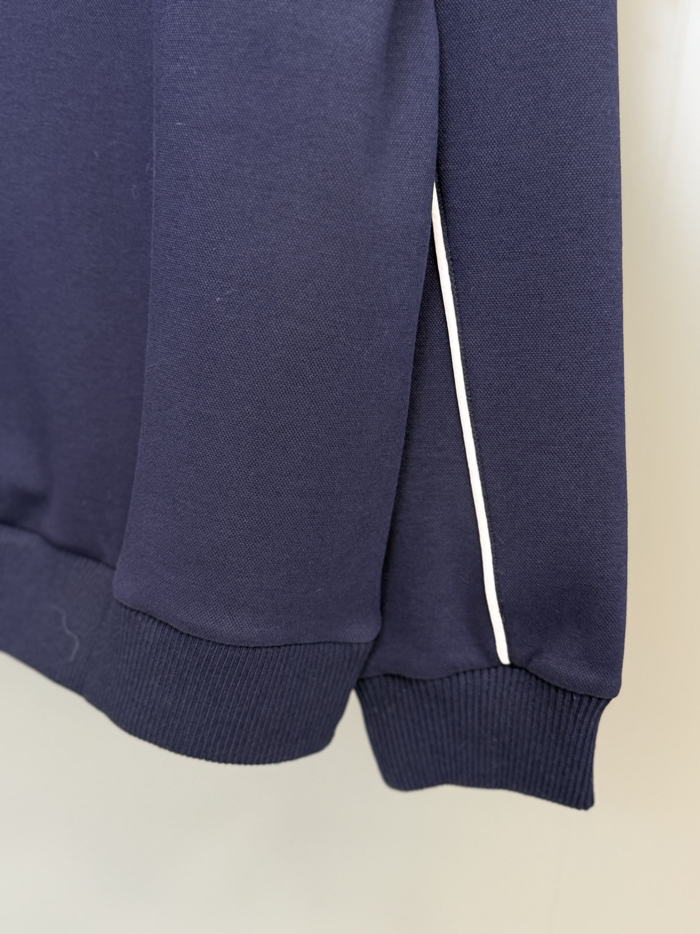 Gucci Navy Jersey Tracksuit Set with White Trim and Embossed Logo 8 i1760017934808 3571 0 8