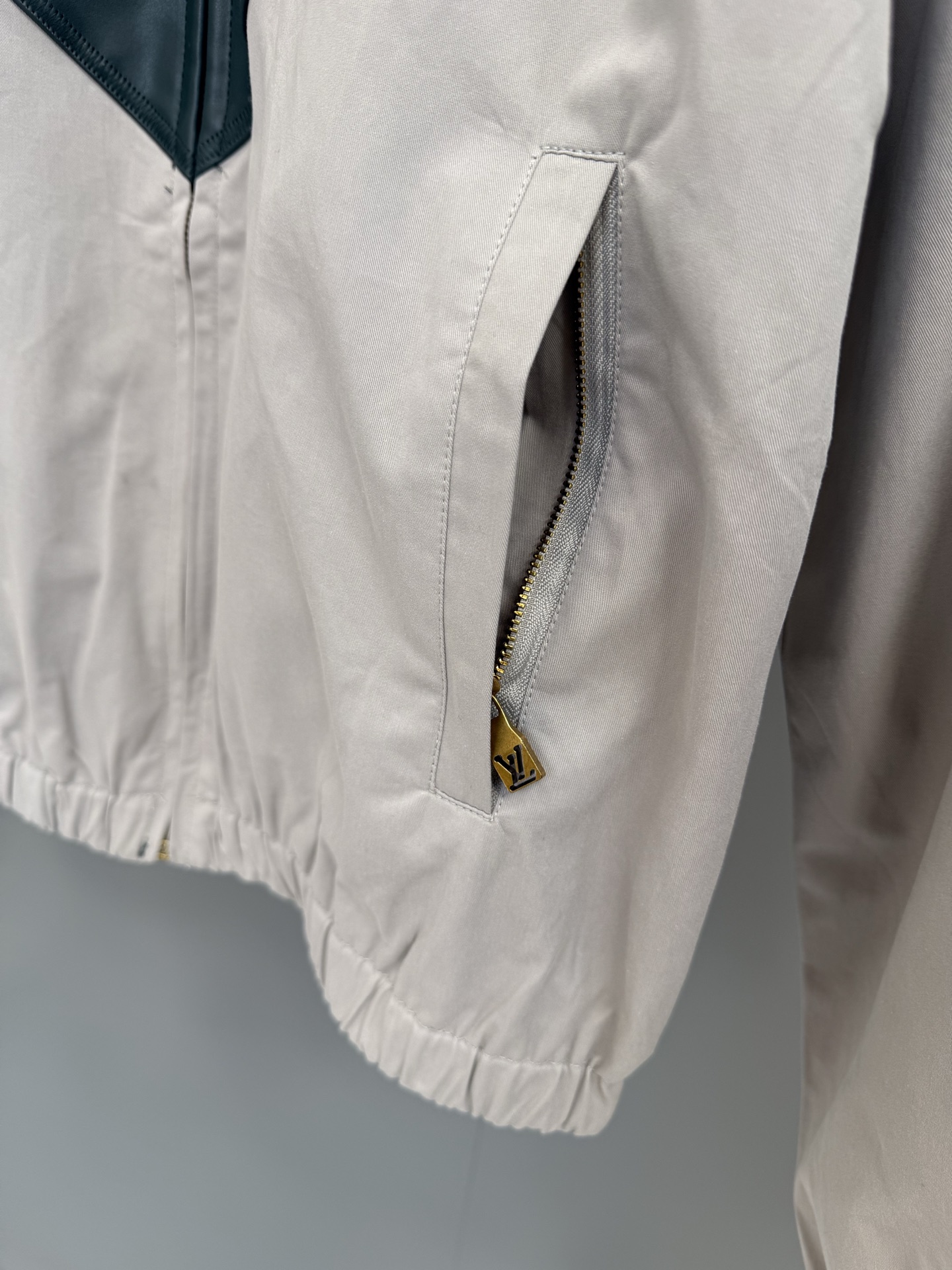 Louis Vuitton Varsity Jacket in Leather and Nylon Blend with LV Logo 11 i1760018215711 7693 0 11